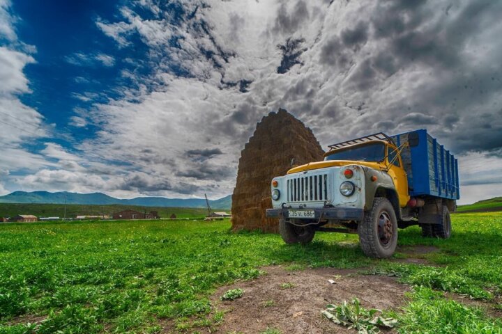 Armenia, village life